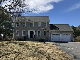  37 Florence Cir, Upton, Ma 01568  in Upton, MA