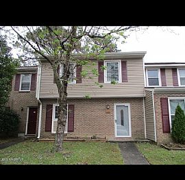  128 King George Ct, Jacksonville, Nc  3bd ,2.5bath  in Jacksonville, NC