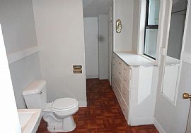 3 Bedroom in Coeur d Alene, ID (Photo 2 of 6)