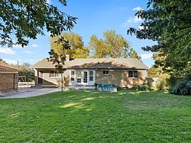 386 N 800 E, Bountiful, Ut  in Bountiful, UT