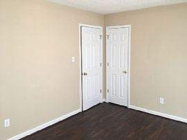   $1,250/mo3 Bd2 Ba1,729 Sqft  2047 Plantation Pkwy, Moody, Al  in Moody, AL (Photo 10 of 12)