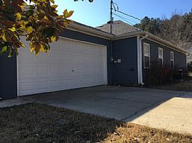   $1,250/mo3 Bd2 Ba1,729 Sqft  2047 Plantation Pkwy, Moody, Al  in Moody, AL (Photo 3 of 12)