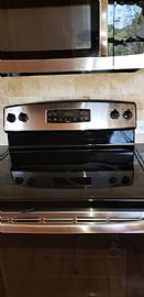 Surrrounded By Land 3 Bed 2.5 Bath in Pfafftown, NC (Photo 10 of 12)