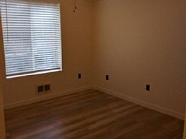        $1,025/mo1 Bd1 Ba640 Sqft  5006 Nicholson Rd, Vancouver, in Vancouver, WA (Photo 9 of 9)