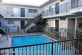        $1,700/mo1 Bd1 Ba-- Sqft  3762 S Canfield Ave Apt 1, Los in Los Angeles, CA (Photo 2 of 2)
