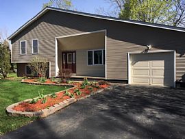 117 Morgan Pkwy, Williston, Vt 05495 in Williston, VT