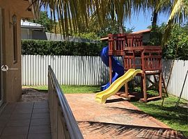 3 Beds 3.5 Baths in Miami Springs, FL (Photo 3 of 12)