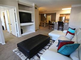 3 Beds 2 Baths For Rent in Orlando, FL (Photo 2 of 12)