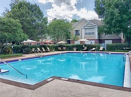 3 Beds 2 Baths For Rent in Orlando, FL (Photo 6 of 12)