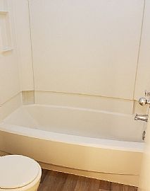        $2,200/mo2 Bd2 Ba810 Sqft  287 Mananai Pl # 48u, Honolul in Honolulu, HI (Photo 2 of 12)