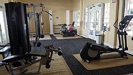        $2,200/mo2 Bd2 Ba810 Sqft  287 Mananai Pl # 48u, Honolul in Honolulu, HI (Photo 5 of 12)