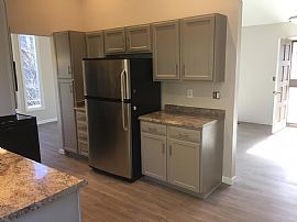 $3,000/mo4 Bd3 Ba1,725 Sqft 6016 S Kingston Cir, Englewood, Co  in Englewood, CO (Photo 8 of 12)