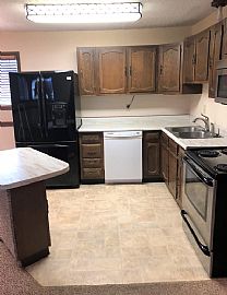 $1,100/mo2 Bd1 Ba1,100 Sqft 3710 Randolph St # 3, Anchorage, Ak in Anchorage, AK (Photo 7 of 10)