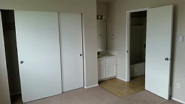 $1,450/mo2 Bd2 Ba1,161 Sqft 830 S 22nd Pl # A, Mount Vernon, Wa in Mount Vernon, WA (Photo 4 of 11)