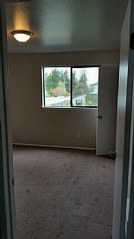 $1,450/mo2 Bd2 Ba1,161 Sqft 830 S 22nd Pl # A, Mount Vernon, Wa in Mount Vernon, WA (Photo 5 of 11)