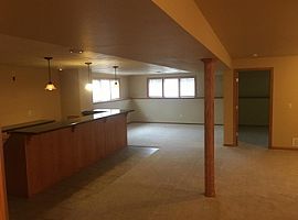 5490 S Martha Dr, New Berlin, Wi 53146 in New Berlin, WI (Photo 4 of 5)