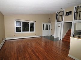 117 Morgan Pkwy, Williston, Vt 05495 in Williston, VT (Photo 2 of 5)