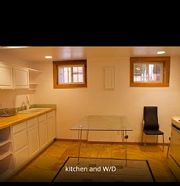 Charming,Beautiful 1bedroom 1bath in Denver, CO (Photo 3 of 5)