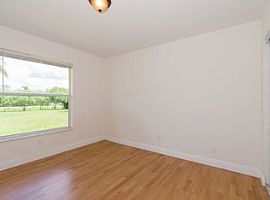 12680 153rd Ct N, Jupiter, Fl 33478 3 Beds 2 Baths 2,201 Sqft in Jupiter, FL (Photo 4 of 8)