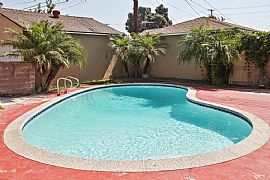 Beautiful 3 Bedroom Home in Downey, CA (Photo 12 of 12)