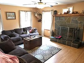 986 Bay Rd, Amherst, Ma  in Amherst, MA (Photo 5 of 8)