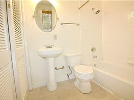 200 Hillside Ln, Mobile, Al 36608 in Mobile, AL (Photo 7 of 11)