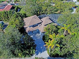 This Newly Remodeled Four Bedroom Home Sits in a Peaceful Neigh in Sarasota, FL (Photo 2 of 12)