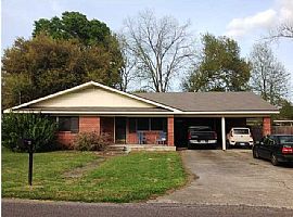  Large Comfortable 4 Bedroom Home in Broussard, LA