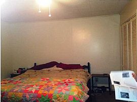  Large Comfortable 4 Bedroom Home in Broussard, LA (Photo 8 of 11)