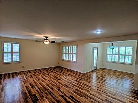 $1,850/mo3 Bd2.5 Ba1,850 Sqft 198 Ceasar Pl, Hilton Head Island in Hilton Head Island, SC (Photo 3 of 12)