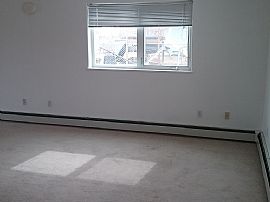 3bed 2bath in Fairbanks, AK (Photo 2 of 7)