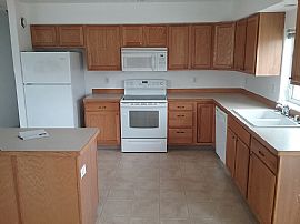 3bed 2bath in Fairbanks, AK (Photo 3 of 7)