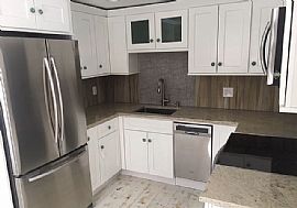 2 Bed 1.5 Bath in South Kingstown, RI (Photo 5 of 7)