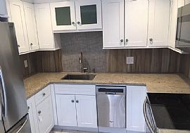 2 Bed 1.5 Bath in South Kingstown, RI (Photo 6 of 7)