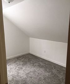 2 Bed 1.5 Bath in South Kingstown, RI (Photo 7 of 7)