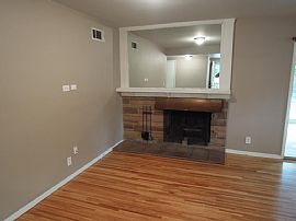 4 Beds 2 Baths 1,437 Sqft in Northridge, CA