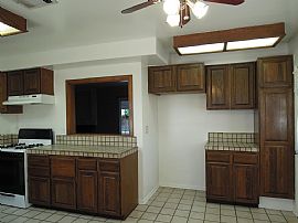 4 Beds 2 Baths 1,437 Sqft in Northridge, CA (Photo 8 of 9)