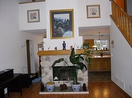 3609 Bayberry Dr Waukesha, Wi 53189 in Waukesha, WI (Photo 3 of 10)