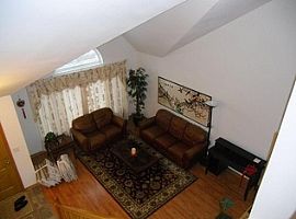 3609 Bayberry Dr Waukesha, Wi 53189 in Waukesha, WI (Photo 8 of 10)