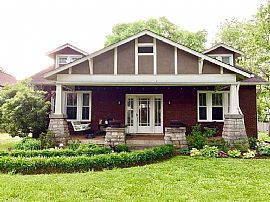 Great Space in a Great Neighborhood Close to I-24 and I-440.  in Nashville, TN