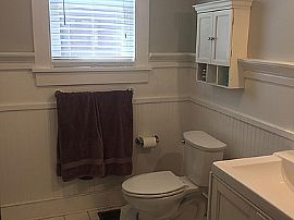 Great Space in a Great Neighborhood Close to I-24 and I-440.  in Nashville, TN (Photo 3 of 7)