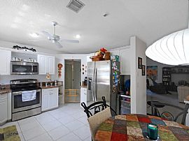 2593 Nw 13th St, Delray Beach, Fl 33445 in Delray Beach, FL (Photo 3 of 7)
