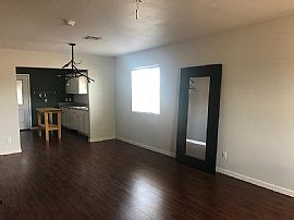 Executive 3bedroom House Rent in Phoenix, AZ (Photo 2 of 5)