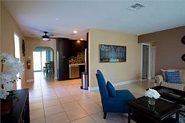 3bedroom Home in Hallandale, FL (Photo 3 of 5)