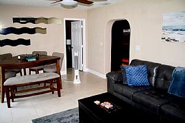 3bedroom Home in Hallandale, FL (Photo 4 of 5)