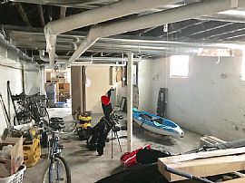 $1,000/mo3 Bd1 Ba2,000 Sqft 6217 Franklin Blvd # 1, Cleveland,  in Cleveland, OH (Photo 10 of 12)