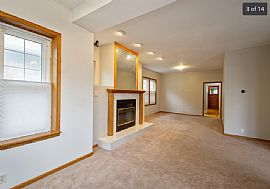 Jefferson Park! Exceptional Sun Filled Turn-Key 3 Bedroom, 1.1  in Chicago, IL (Photo 3 of 7)