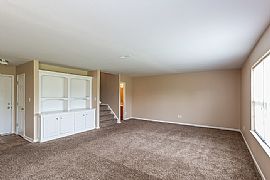 $1,000/mo4 Bd2.5 Ba3,356 Sqft 2354 Bremhaven Ct, Indianapolis,  in Indianapolis, IN (Photo 4 of 8)