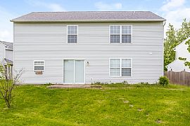 $1,000/mo4 Bd2.5 Ba3,356 Sqft 2354 Bremhaven Ct, Indianapolis,  in Indianapolis, IN (Photo 8 of 8)