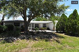 This Canal Front Home Offers Peace and Quiet in Punta Gorda, FL